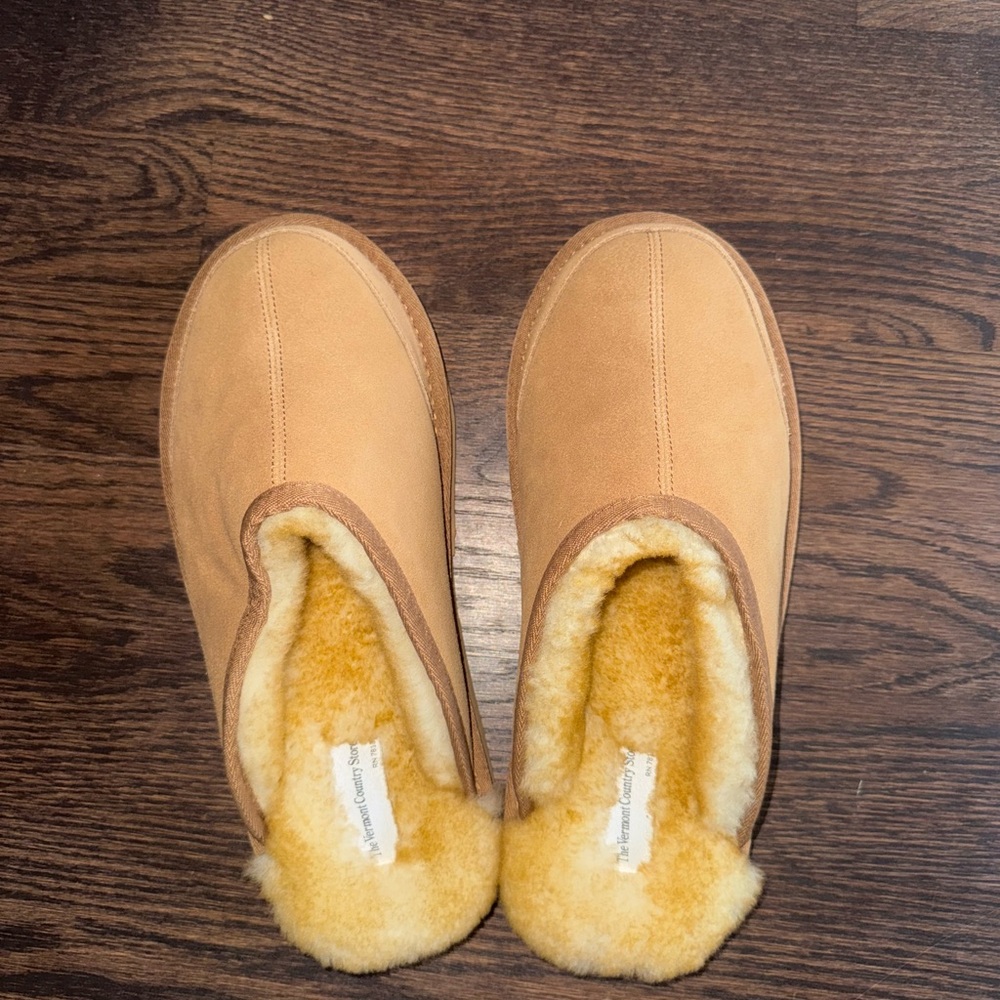 Unworn The Vermont CountryStore Slippers